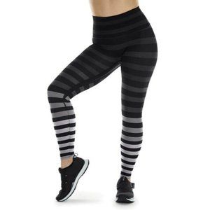 K-DEER Jody Stripe Leggings Women's Small Sneaker Length Black Gray USA Gym Yoga